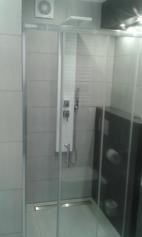 Apartament Z Basenem 코워브제크 외부 사진