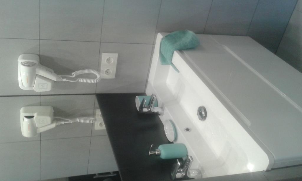 Apartament Z Basenem 코워브제크 외부 사진