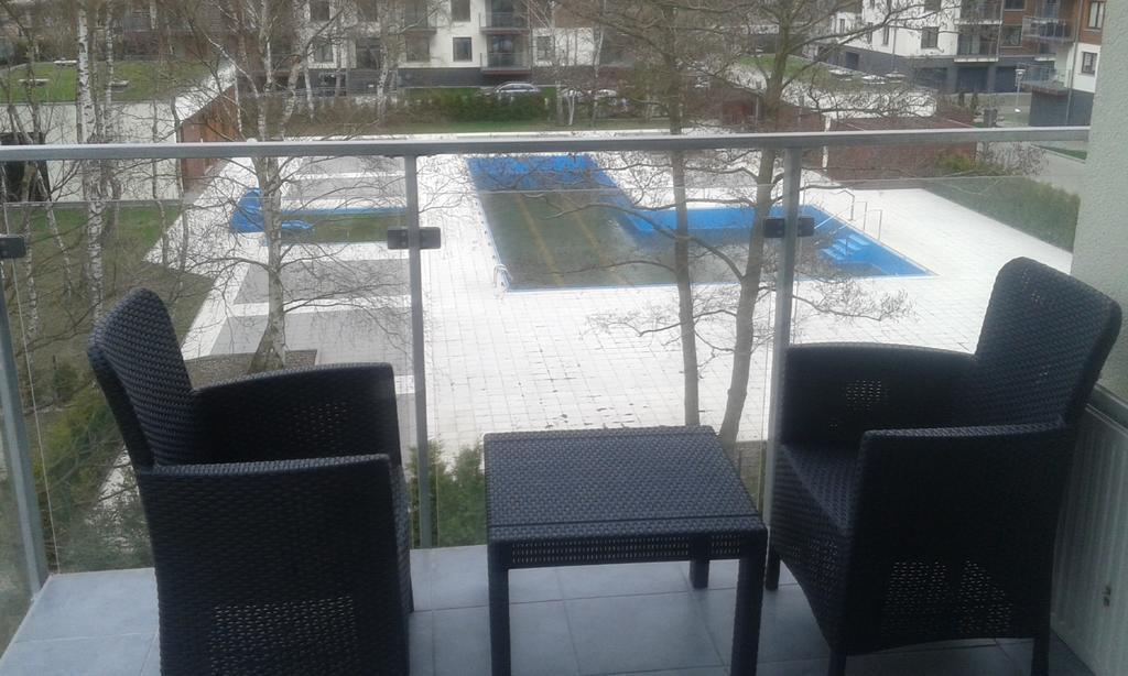 Apartament Z Basenem 코워브제크 외부 사진